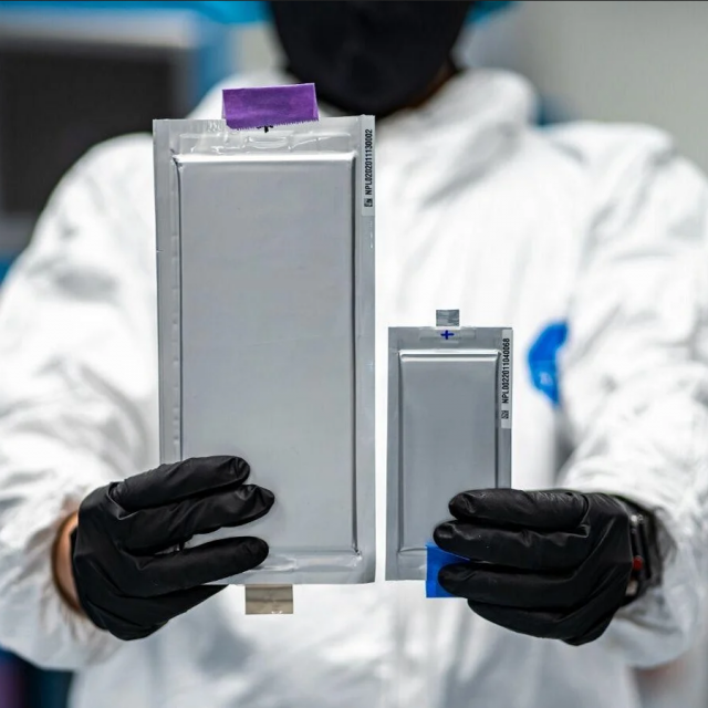 Litij-ionska i solid-state baterija