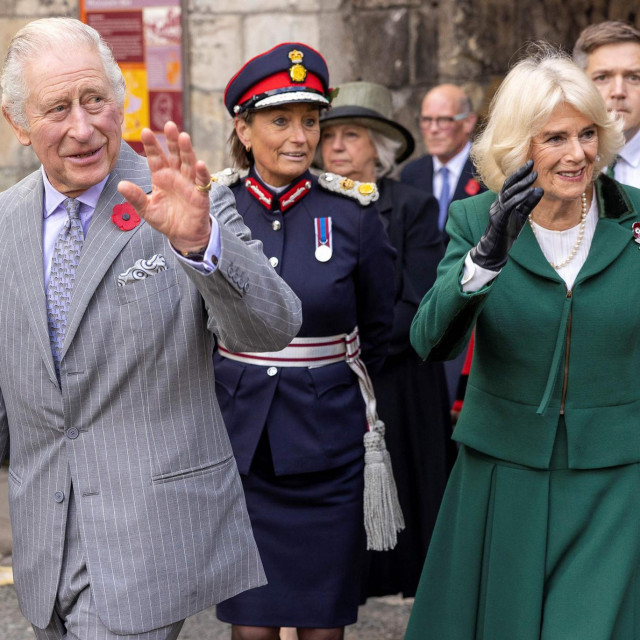 Kralj Charles i Camilla,