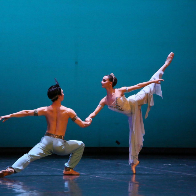 Takuyo Sumitomo i Anamarija Marković.