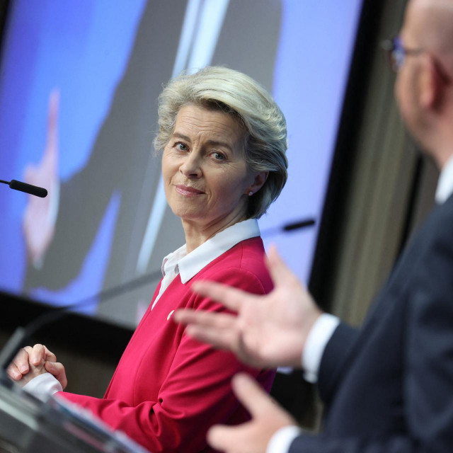 Ursula von der Leyen i Charles Michel