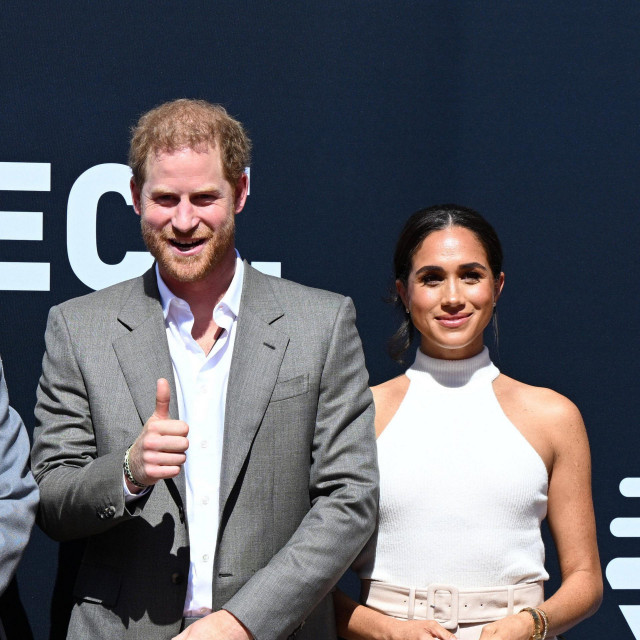 Pripremaju li značajnu objavu?
 