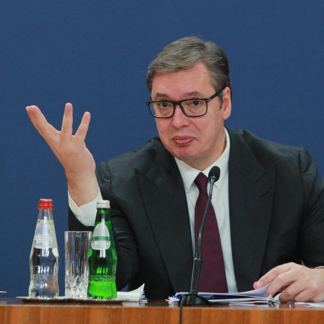 Kad god dođe do neke ”krize”, Vučić mora biti glavni i presudni akter oko kojeg se sve vrti te koji svojim djelovanjem ”spašava Srbiju”