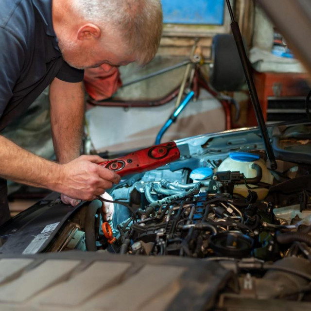 Održavanje auta, ilustracija