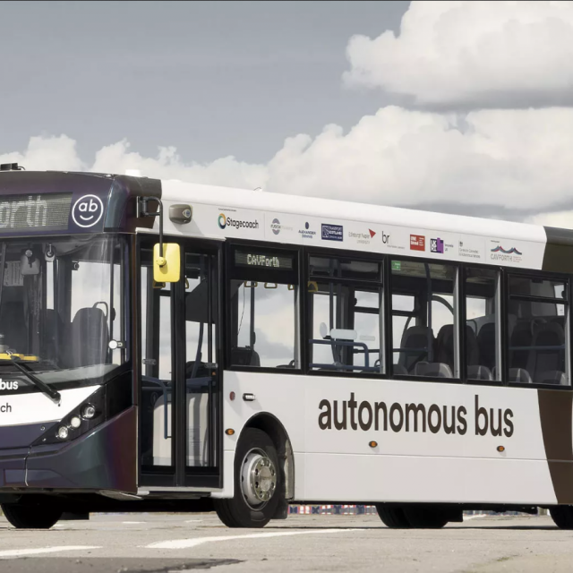 Autonomni autobus