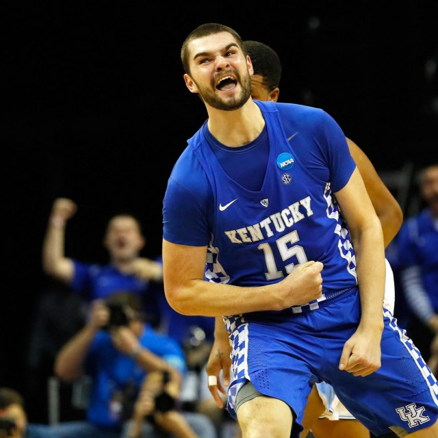 Isaac Humphries