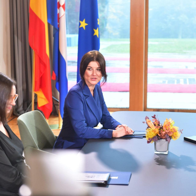 Sanja Musić Milanović i kraljica Leticija