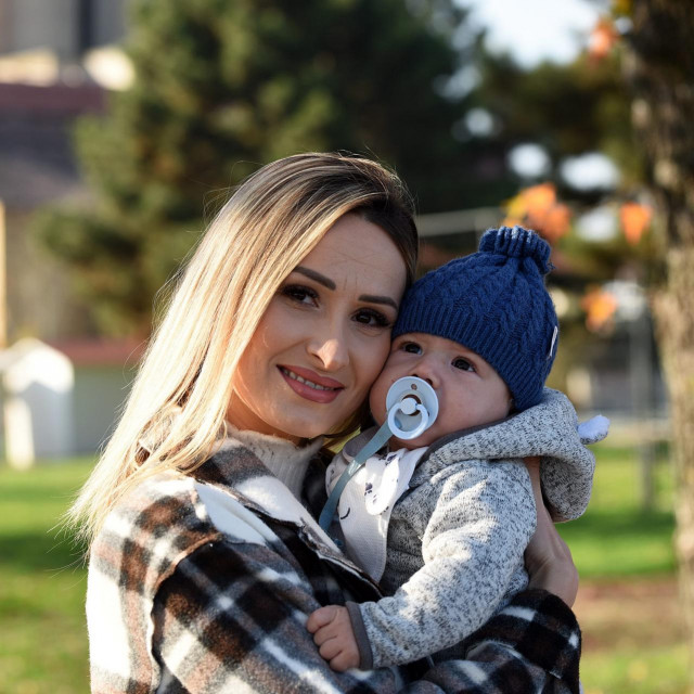 Mirna sa sinom Matom