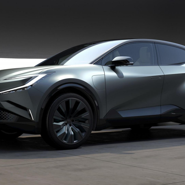 Toyota bZ Compact SUV (koncept)