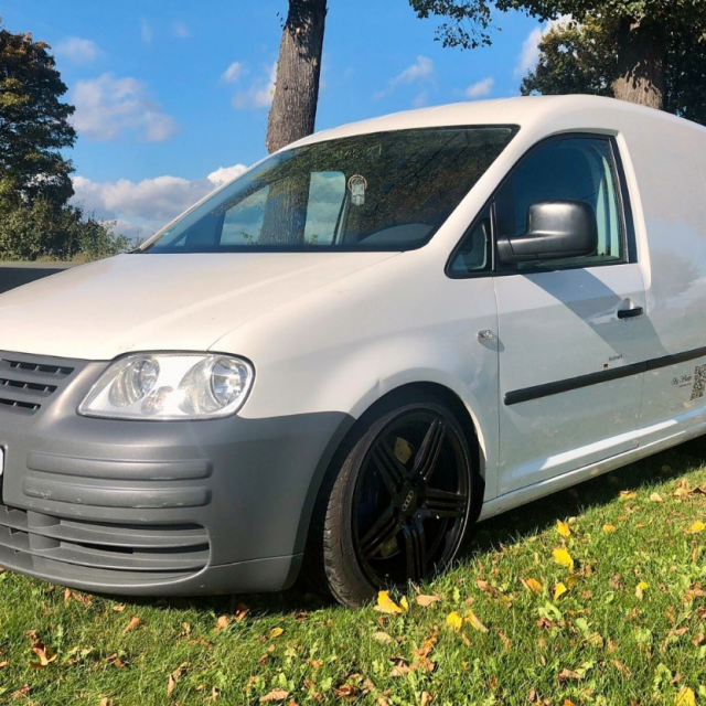 Volkswagen Caddy R32