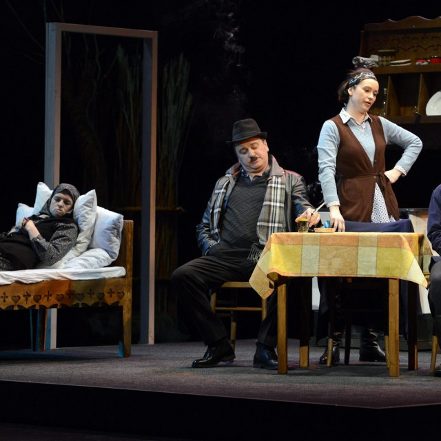 Predstava ”Gruntovčani” u režiji Borisa Svrtana i Rajka Minkovića u Kazalištu Kerempuh