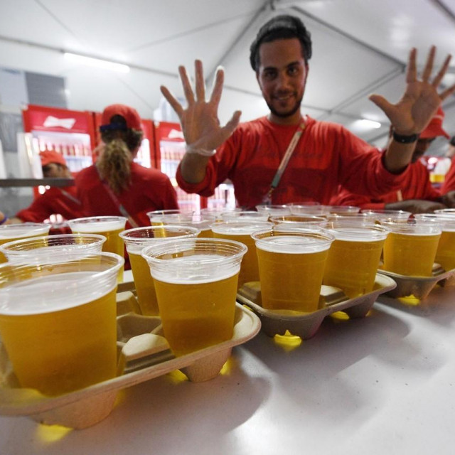 Štand s pivom na FIFA Fan Festivalu u Dohi