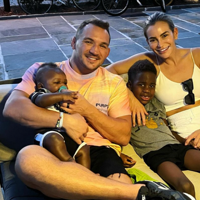 Michael Chandler, Brie Chandler i njihovi sinovi