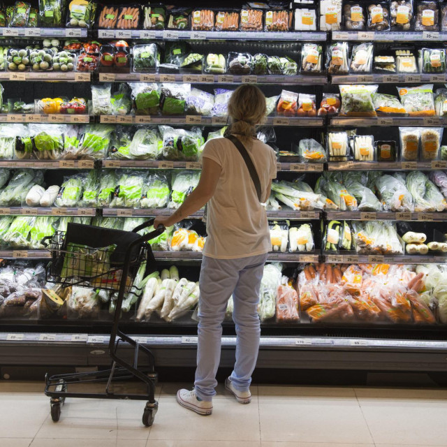 Poskupio je, među ostalim, i limun koji danas za kilogram stoji 14,99 kuna, a lani je u isto doba koštao 9,99