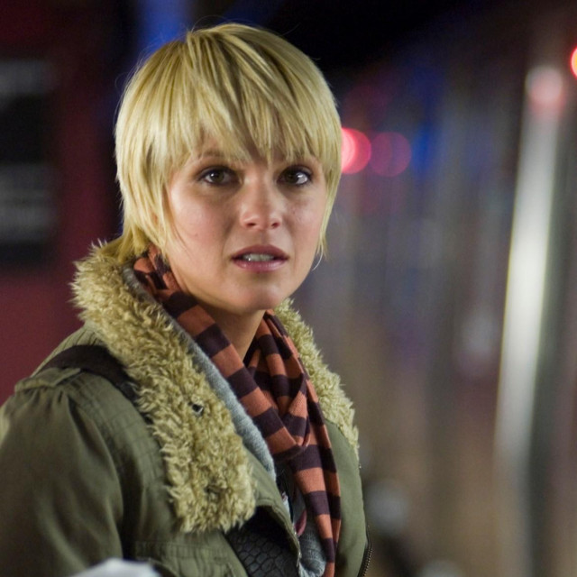 Nicki Aycox