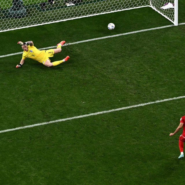 Mehdi Taremi svladao je Pickforda