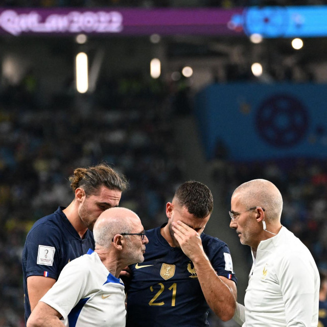 Lucas Hernandez napušta teren
