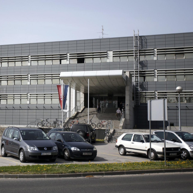 Prijam u službu predviđen je u 19 policijskih uprava i u sjedištu MUP-a u Zagrebu