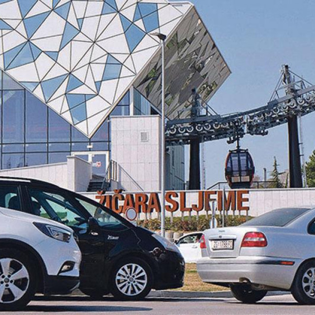 Donja postaja Žičare u Gračanima