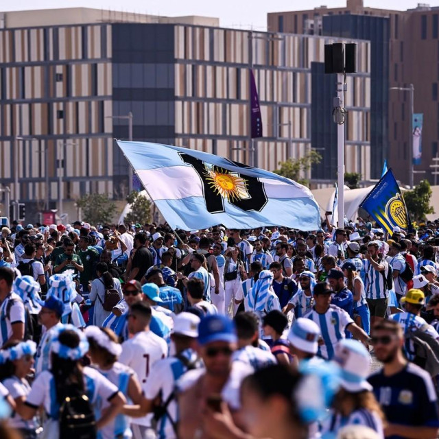 Argentinski navijači u Katru