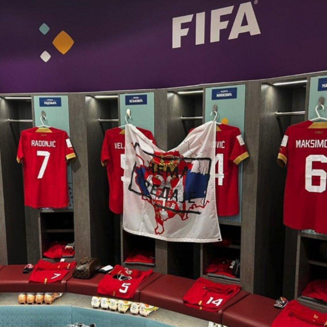 Sporna zastava u svlačionici