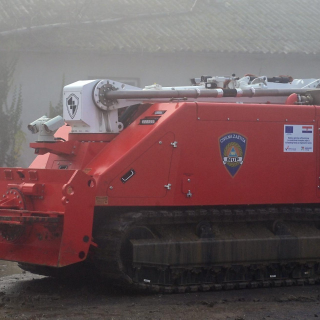 Robot civilne zaštite