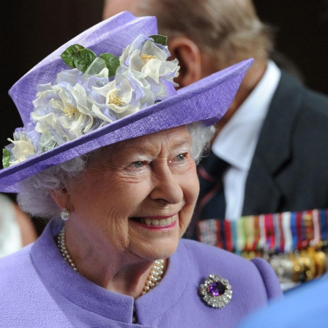 Kraljica Elizabeta II