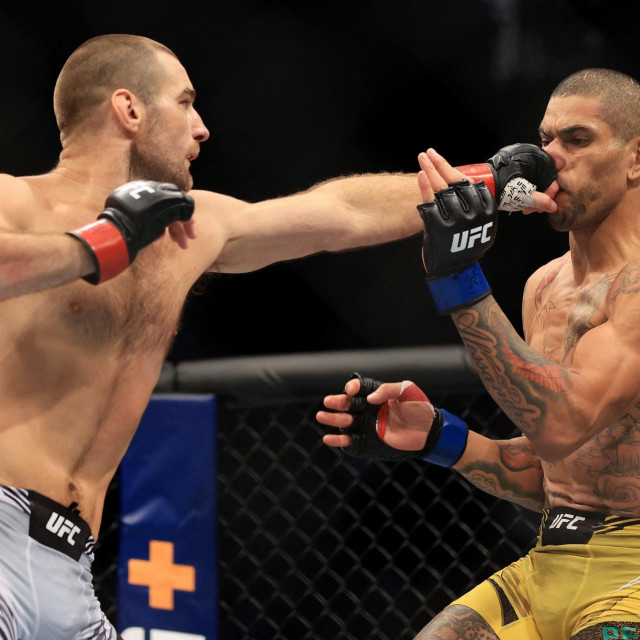 Sean Strickland vs. Alex Pereira 