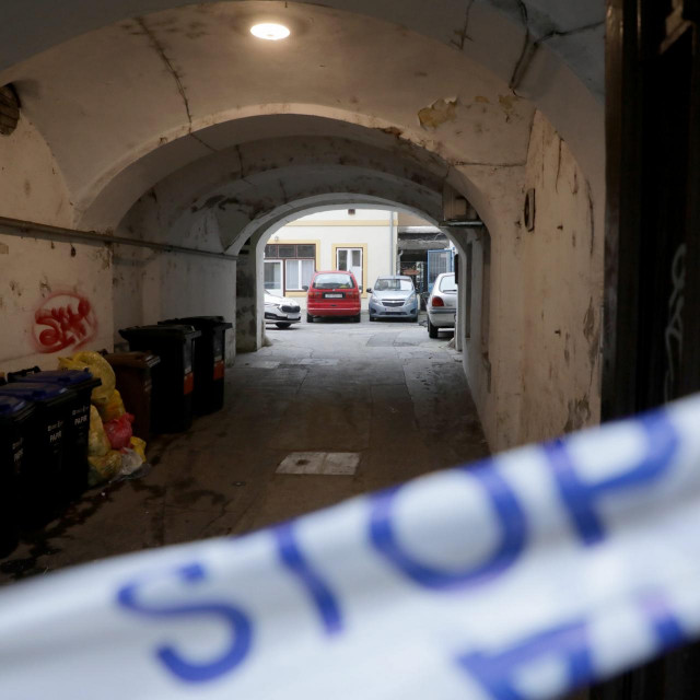 Policijski očevid u Mesničkoj