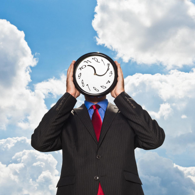 Zemlje članice CGPM-a dogovorile su se da će se ubuduće mjerenje vremena atomskim i astronomskim načinom moći razlikovati, a ne usklađivati kao dosad