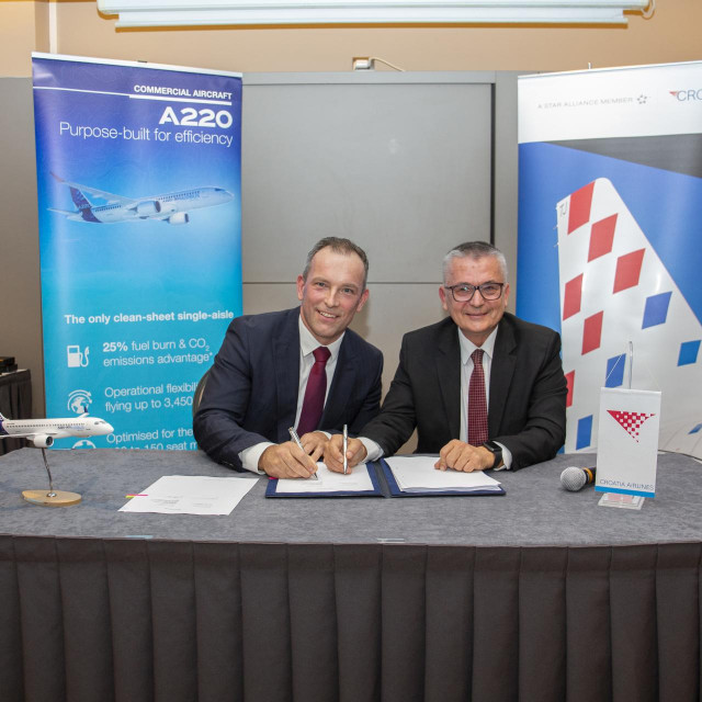 Ville Arhippainen, Airbusov potpredsjednik prodaje za zapadnu i južnu Europu i Jasmin Bajić, predsjednik Uprave Croatia Airlinesa