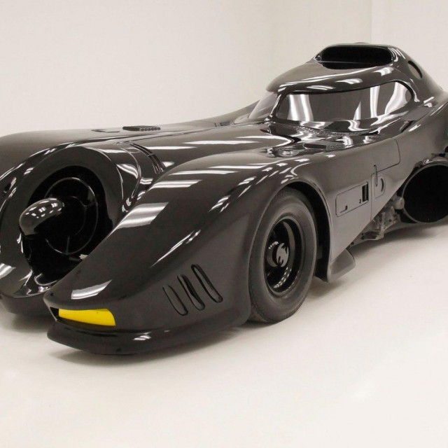 1989. Batmobile