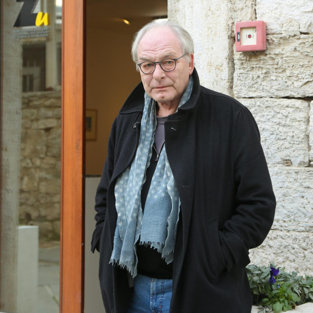 Max Neumann, Sa(n)jam knjige