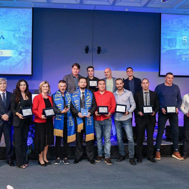 Dobitnici priznanja Plava vrpca Vjesnika