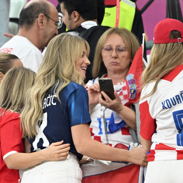 Izabel Kovačić i Lukina mama Radojka Modrić