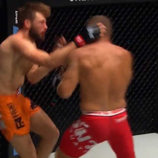 Reinier de Ridder (lijevo) vs. Anatoly Malykhin