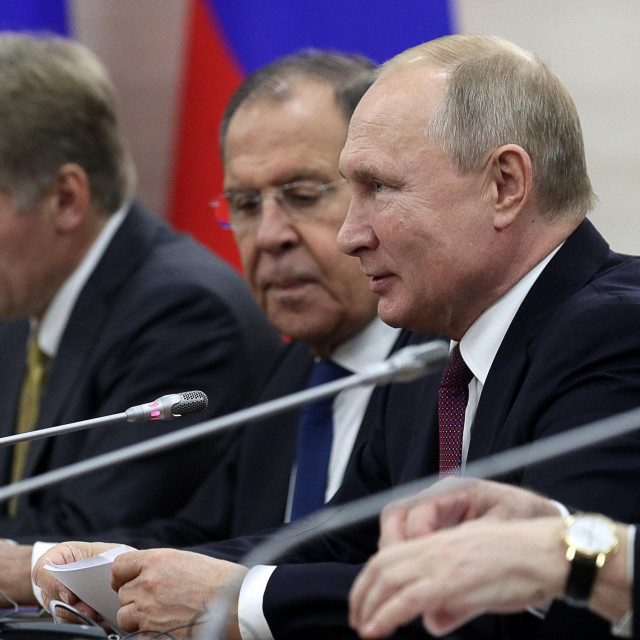 Dmitrij Peskov, Sergej Lavrov i Vladimir Putin