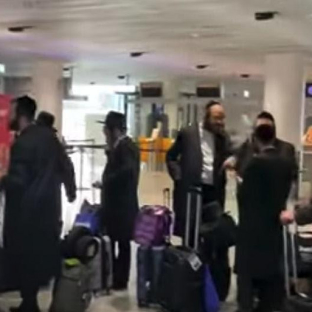 Prizor iz zračne luke u Frankfurtu