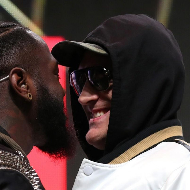 Deontay Wilder (lijevo) i Tyson Fury