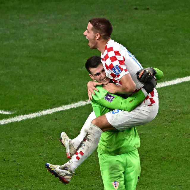 Mario Pašalić i Dominik Livaković