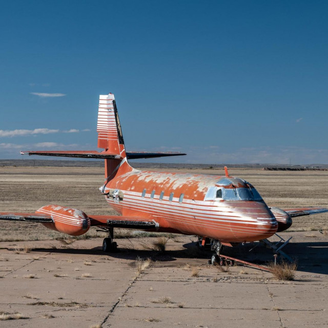 Elvis Presley‘s 1962 Lockheed 1329 Jetstar Private Plane Is Heading To Auction A plane previously owned by Elvis Presley is up for auction after sitting for more than 35 years in a New Mexico ‘aircraft graveyard‘. The 1962 Lockheed 1329 Jetstar is one of three jets owned by the King of Rock and Roll when he purchased it for $840,000 in 1976, a year before he died. Set to be sold by Mecum Actions, the nine-seater aircraft still has its original features including red velvet chairs, a cassette player, wood cabin paneling and 1970s charm. The rare airplane is one of only 204 aircraft manufactured between 1957 and 1978 in a private collaboration between Jetstar and Lockheed. The jet was first auctioned off in 2017 for about $430,000, though it is unclear why the jet is up for sale again. The cockpit, along with the rest of the jet, has never been restored. A copy aircraft documents signed by Presley also comes with the jet. The plane will be up for sale in Mecum‘s 2023 Kissimmee auction. -PICTURED: General View (Elvis Presley‘s 1962 Lockheed 1329 Jetstar Private Plane) -LOCATION: New Mexico United States -DATE: 5 Dec 2022 -CREDIT: Mecum Actions/Cover Images/INSTARimages.com,Image: 742494912, License: Rights-managed, Restrictions:, Model Release: no, Pictured: General View (Elvis Presley‘s 1962 Lockheed 1329 Jetstar Private Plane), Credit line: Mecum Actions/Cover Images/INSTARimages.com/INSTAR Images/Profimedia