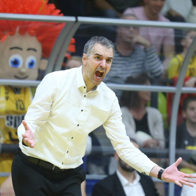 Trener Splita nije zadovoljan suđenjem