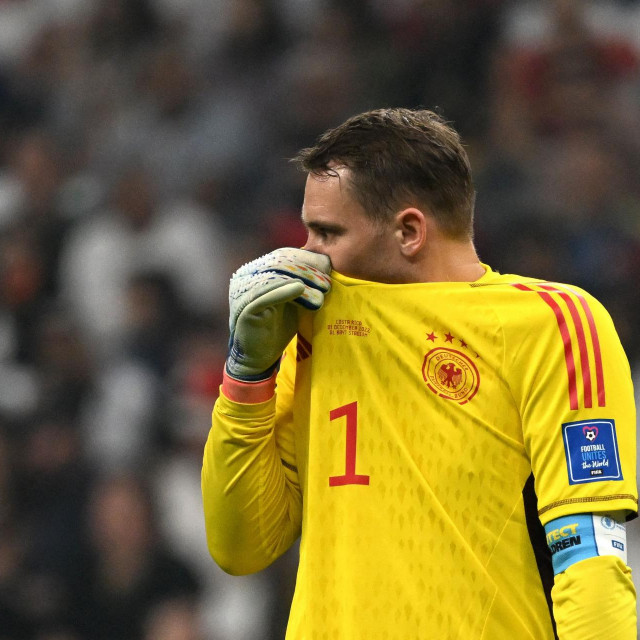 Manuel Neuer je dobio priliku ispred Ter Stegena