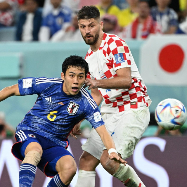Bruno Petković protiv Japana
