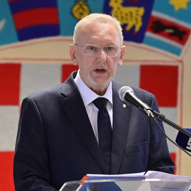 Davor Božinović