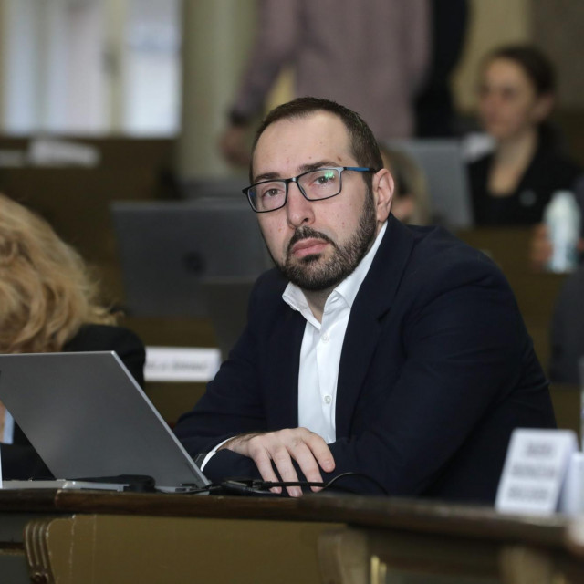 Tomislav Tomašević
 