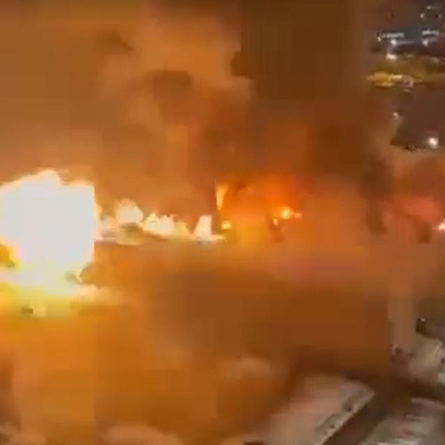 Požar u trgovačkom centru Mega Himki kraj Moskve