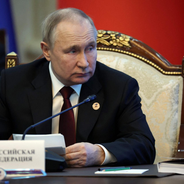 Vladimir Putin u Biškeku