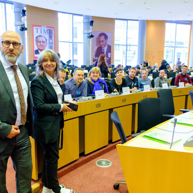 Državni Tajnik Zdravko Tušek, eurozastupnica Sunčana Glavak i hrvatski finalisti u Europskom parlamentu