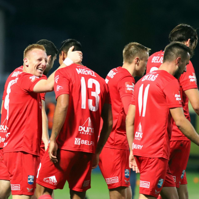 Laszlo Kleinheisler (prvi ljevo)