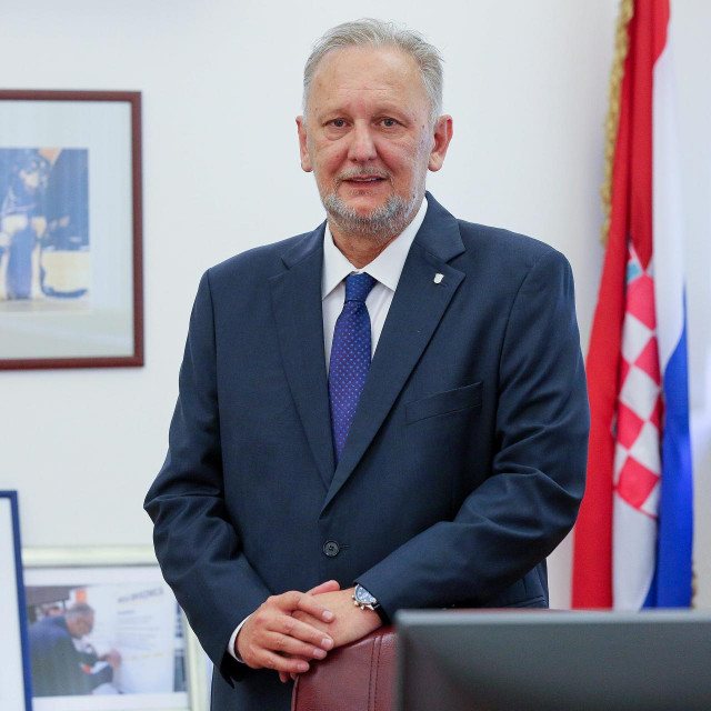 Davor Božinović